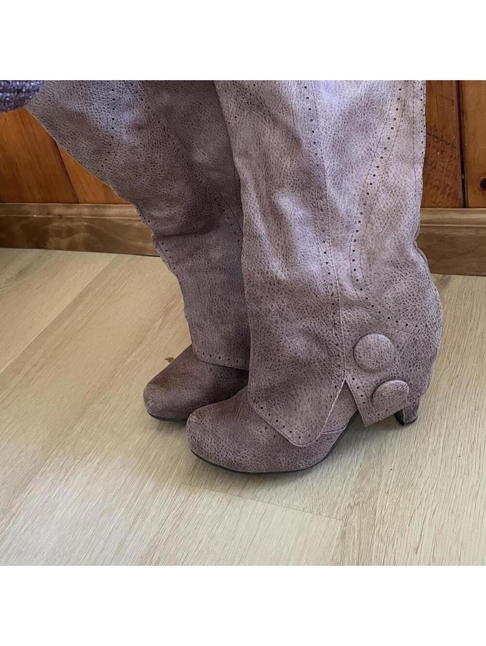 Brown western knee high boots with button detail. not rated, Size: US 8 - Picture 3 of 7